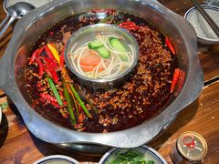 -六公里老火锅(总店)