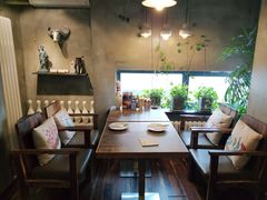 -HIGH FIVE哈福手工汉堡(桂林路店)