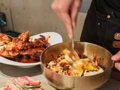 -草家酱蟹炭火烤肉店(珲春南路一店)