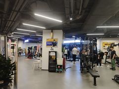 -超鹿运动(达信大厦店)