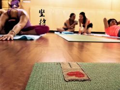 -元泉瑜伽培训学院