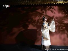-九月鹰飞汉服摄影工作室