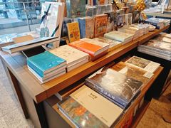-茑屋书店(天目里店)
