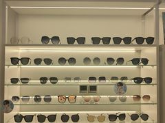 -J-Color眼镜·蔡司·依视路授权店(槐房万达广场店)