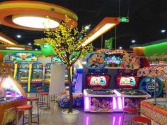 -爱玩嘉年华(龙湖源著天街店)