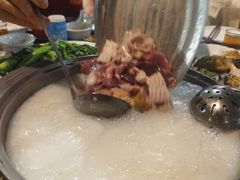 -洞密园美食城(富华路店)