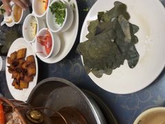 -一口猪海鲜浑锅·东北家常菜