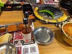 -青瓦炭韩潮烤肉(花园道店)