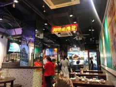 大堂-陈光记烧腊(长寿路店)