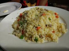 -Bờ kè Nhật Thi
