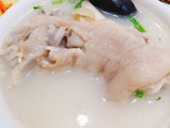 -雷祖芳老妈蹄花店
