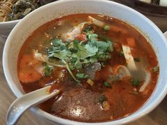 -佬钱湾仔(衣裳街店)