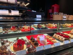 -Salon de The de Joel Robuchon(外滩18号店)