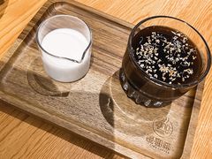 -ZING COFFEE 镜咖啡