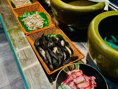 -鱼窝棚柴火铁锅炖(富山屯店)