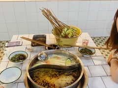 -憨铁匠老火锅(龙岗万科里店)