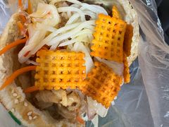 饼夹花干菜-三兄弟高炉烧饼