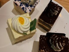 自助小蛋糕-小鱼小牛·鱼牛干锅·脆鱼火锅(世欧广场店)