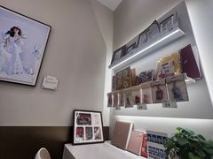 -HIMO海马体照相馆(上海华润CP静安店)