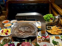 -明洞阿姨·韩式酱蟹烤肉·创意料理(三元桥店)