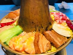 烧肉什锦锅-鼓楼东街老火锅(鼓楼店)
