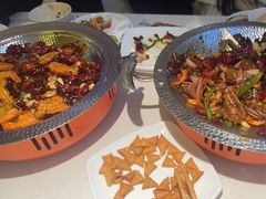 -小鱼小牛·鱼牛干锅·脆鱼火锅(世欧广场店)