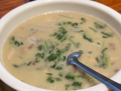 -一群羊手扒肉·火锅·早茶(远东公寓店)