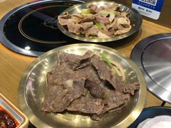 -猪啊牛呀羊啊铜盘烤肉(正大广场店)
