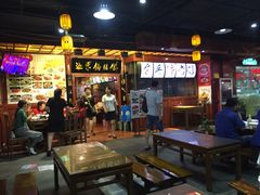 -食上东新街美食街区(民乐新都会店)