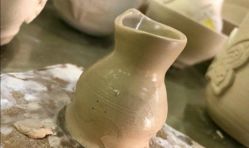 -泥娃娃DIY陶吧(易生活购物公园店)