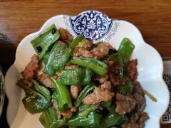 辣椒炒牛肉-川外川(星海店)