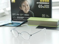 -目艮眼镜SHOWROOM(品牌集合店)