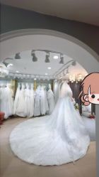 -衣贝姿婚纱礼服馆