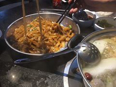 -牛一煲美食(江高店)