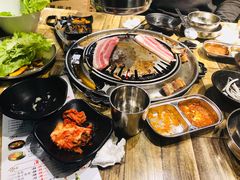 -哈哈碳都·牛肋条无限自助烤肉(台江万达店)