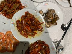 -领鲜活海鲜榴莲自助火锅(东门店)