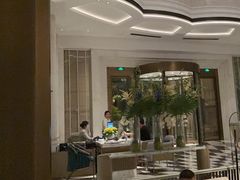-浅深(世茂滨江精品店)