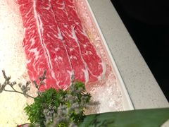 -海底捞火锅鲜切牛肉主题店(长寿路店)