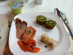 丰盛的早餐，非常好吃的奇异果！-香港城市花园酒店