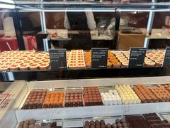 -Laderach 莱德拉(上海环贸iapm店)