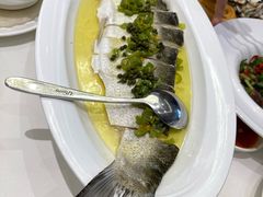 -万龙洲海鲜(大兴绿地缤纷城店)