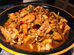 -胖哥俩肉蟹煲(长沙高铁吾悦广场店)