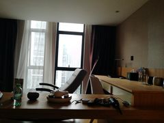 -优逸酒店(柳州窑埠古镇万象城店)