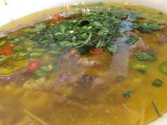 酸汤肥牛-乐领拈花溪·林涧食韵