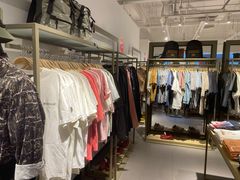 -URBAN REVIVO(北京斯普瑞斯奥特莱斯店)