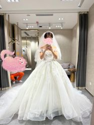 -GRACE KELLY婚纱与礼服(北京店)