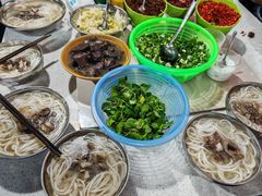 -小倪羊肉米线馆