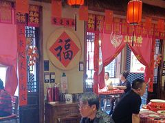 -鱼满舱·鲜活海鲜·正宗鲁菜