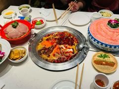 -周师兄大刀腰片火锅(磁器口直营店)