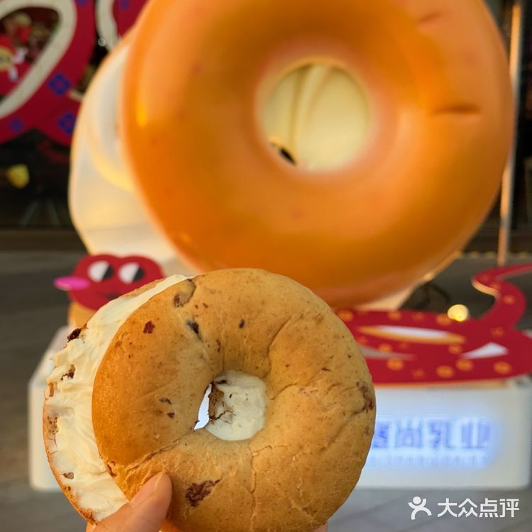 新年吃“贝” 快乐加倍[礼花] 